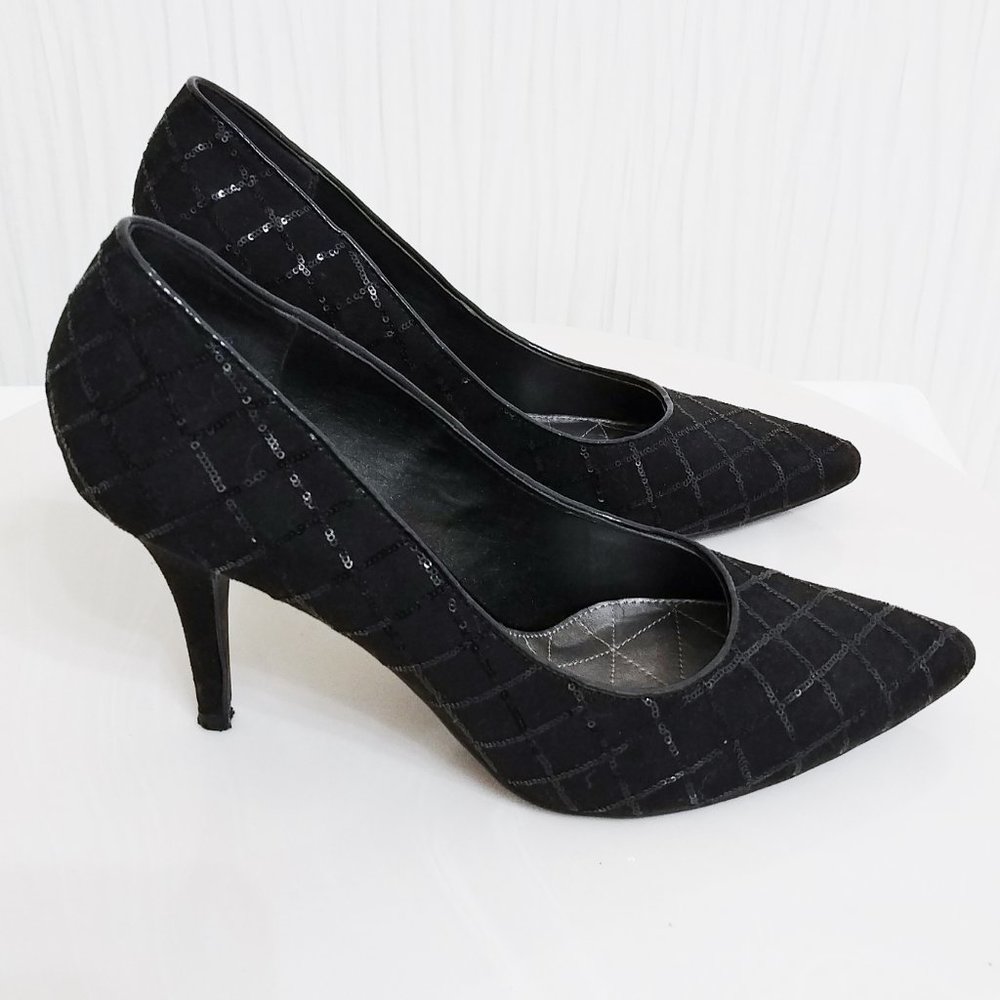 Kelly & Katie Solid Black Closed Toe Pump Heel With Sequin Design Size 9 View 4